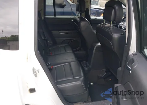 2013 Jeep Compass Limited из США, поврежденный, VIN 1C4NJDCB4DD199656